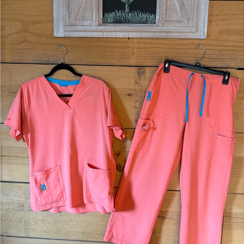 Carhartt Coral and Blue Scrub Top
